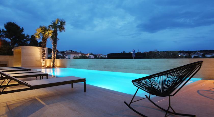 Hotel Valsabbion Pula