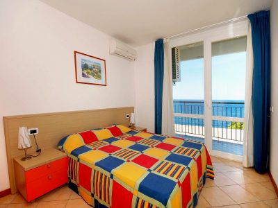 Splendid Golden Rocks Pula Resort 3