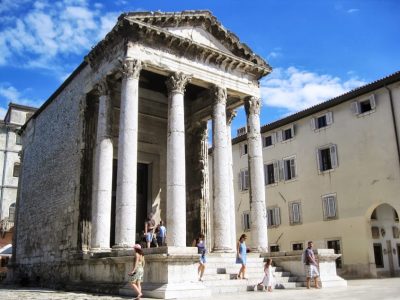 The Temple of  Augustus Pula 1