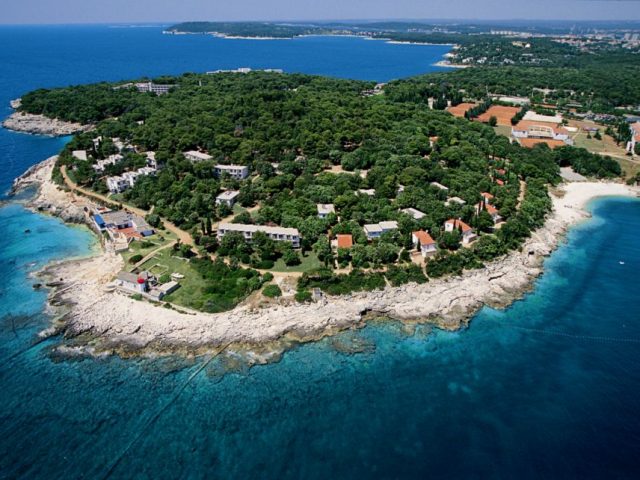 Lighthouse Beach Pula