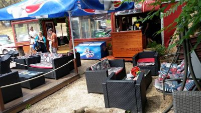 Pomidor beach bar Pula